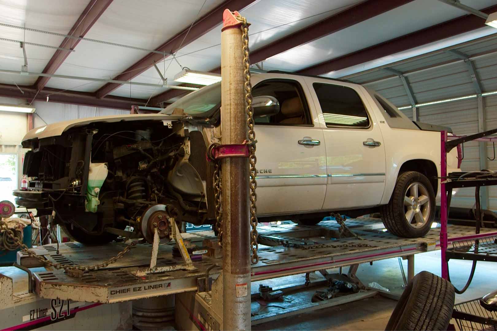 State-of-the-art auto restoration from Carey's Body Shop in Millington, TN 